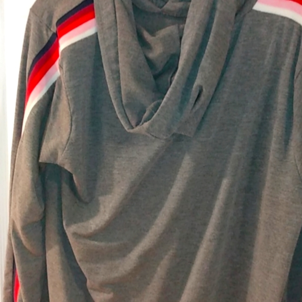 Super cute sweatshirt and sweat set